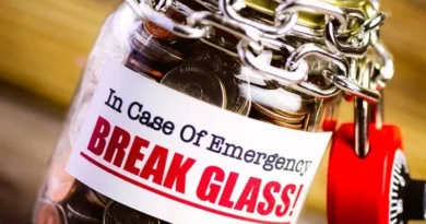 Emergency Fund vs. Paying Off Debt